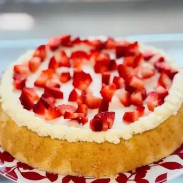 Strawberry Cake